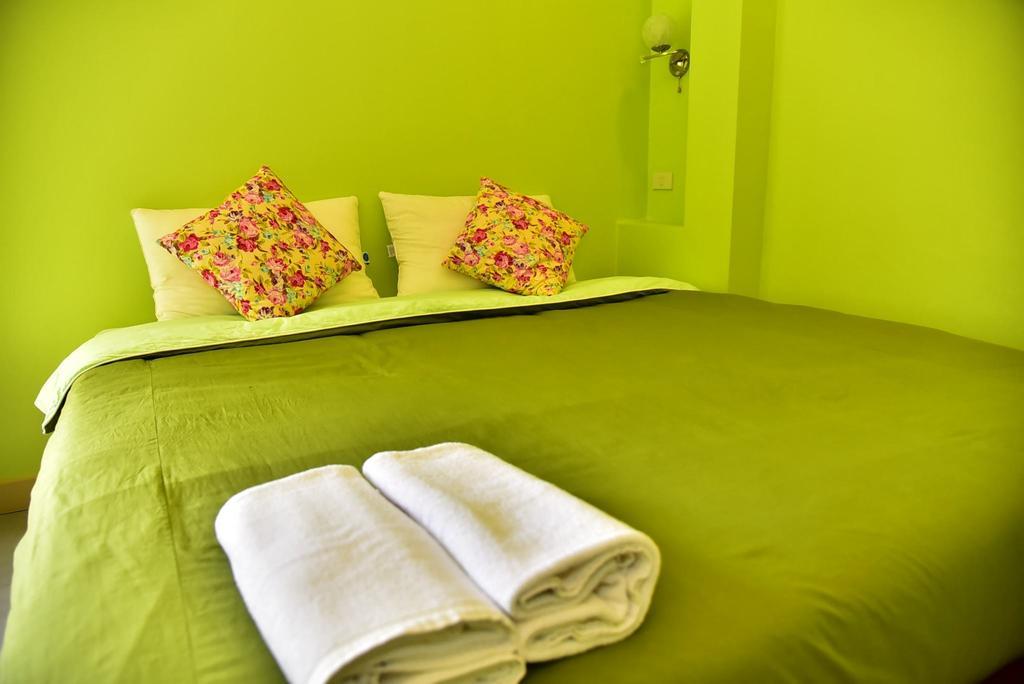 The House At Pranburi Hotell Eksteriør bilde