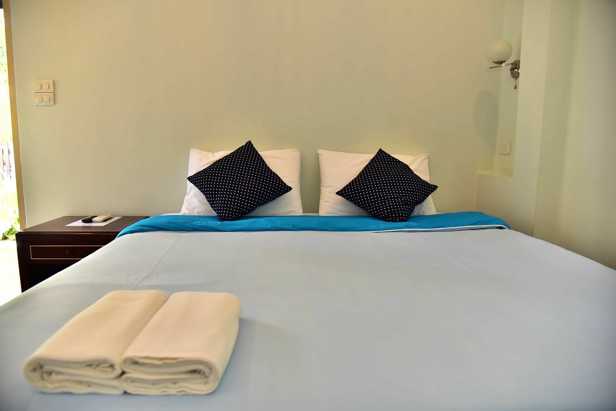 The House At Pranburi Hotell Eksteriør bilde